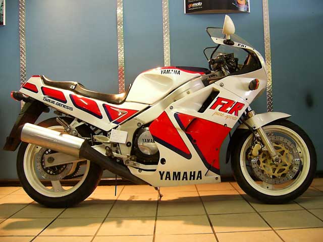 Red White Yamaha FZR1000 Genisis