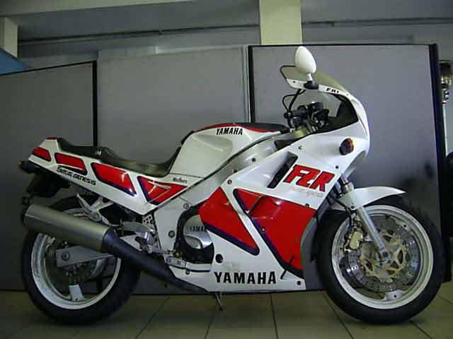 1990 Yamaha FZR750 Genisis