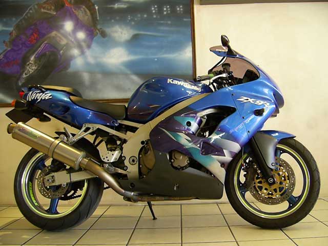 Blue 1999 Kawasaki ZX-9R Ninja