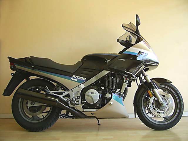 2000 Yamaha FJ1200