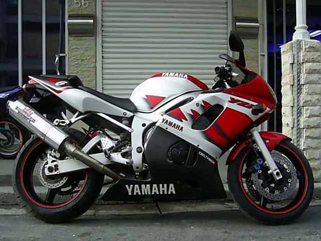 2002 Model Yamaha R6