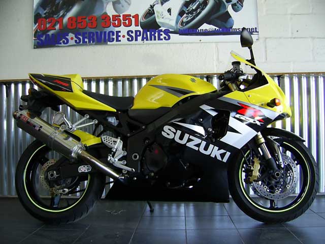Yellow Black 2004 Suzuki GSXR750