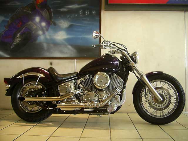 Purple 2006 Yamaha XVS1100 Dragstar