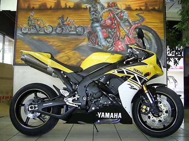 2006 Yamaha YZF R1 