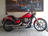 Red 2008 Kawasaki VN900