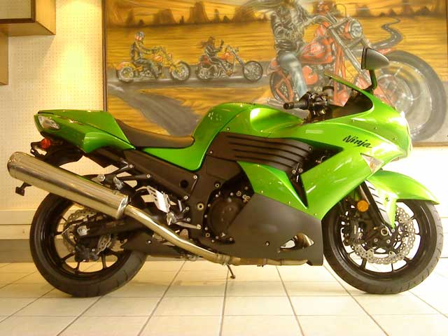 Green 2009 Kawasaki ZX-14R Ninja