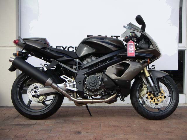 Aprilia SL1000 Falco