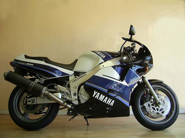 Yamaha FZR1000 Genesis