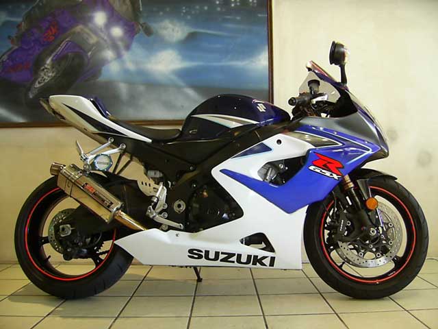Blue, White, Black 2006 Suzuki GSXR1000 K6