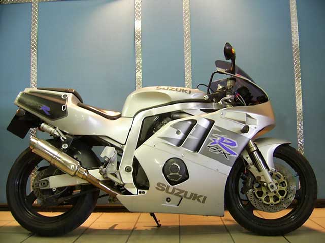 Suzuki GSXR400 GK76 
