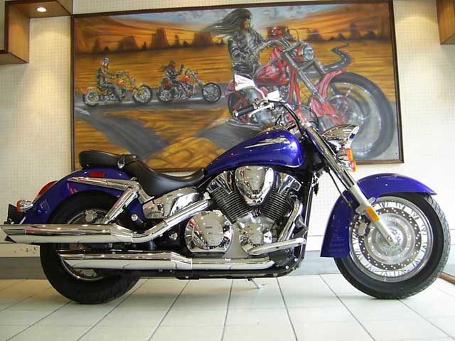Honda VTX1300R